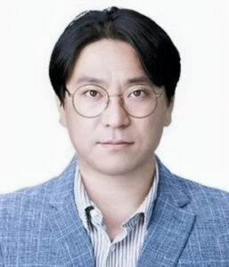 profile-professor-lee